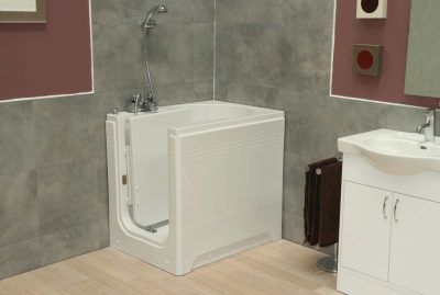 The Maestro Walk In Bath 3 Essential Bathing